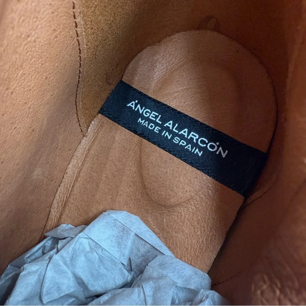 Angel‎ Alarcon Square Toe Chunky Block Heeled Ankle Boots Booties Camel 8 NWOT